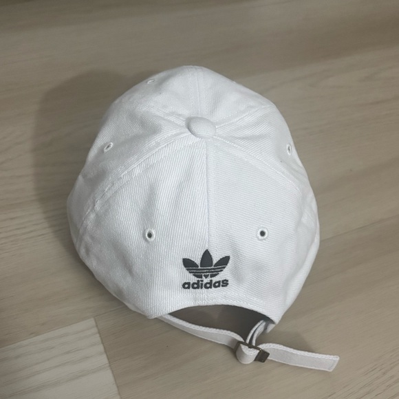NEW Adidas Baseball Cap - Picture 3 of 4